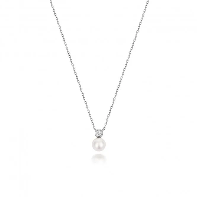 18ct White Gold Diamond & Akoya Pearl Necklace NDQ206W