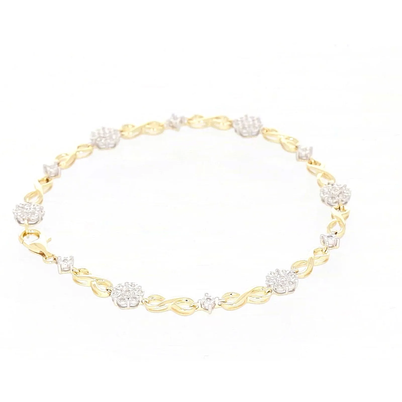 9ct Yellow Gold Round Brilliant Cut 0.15 Carat tw of Diamonds Bracelet