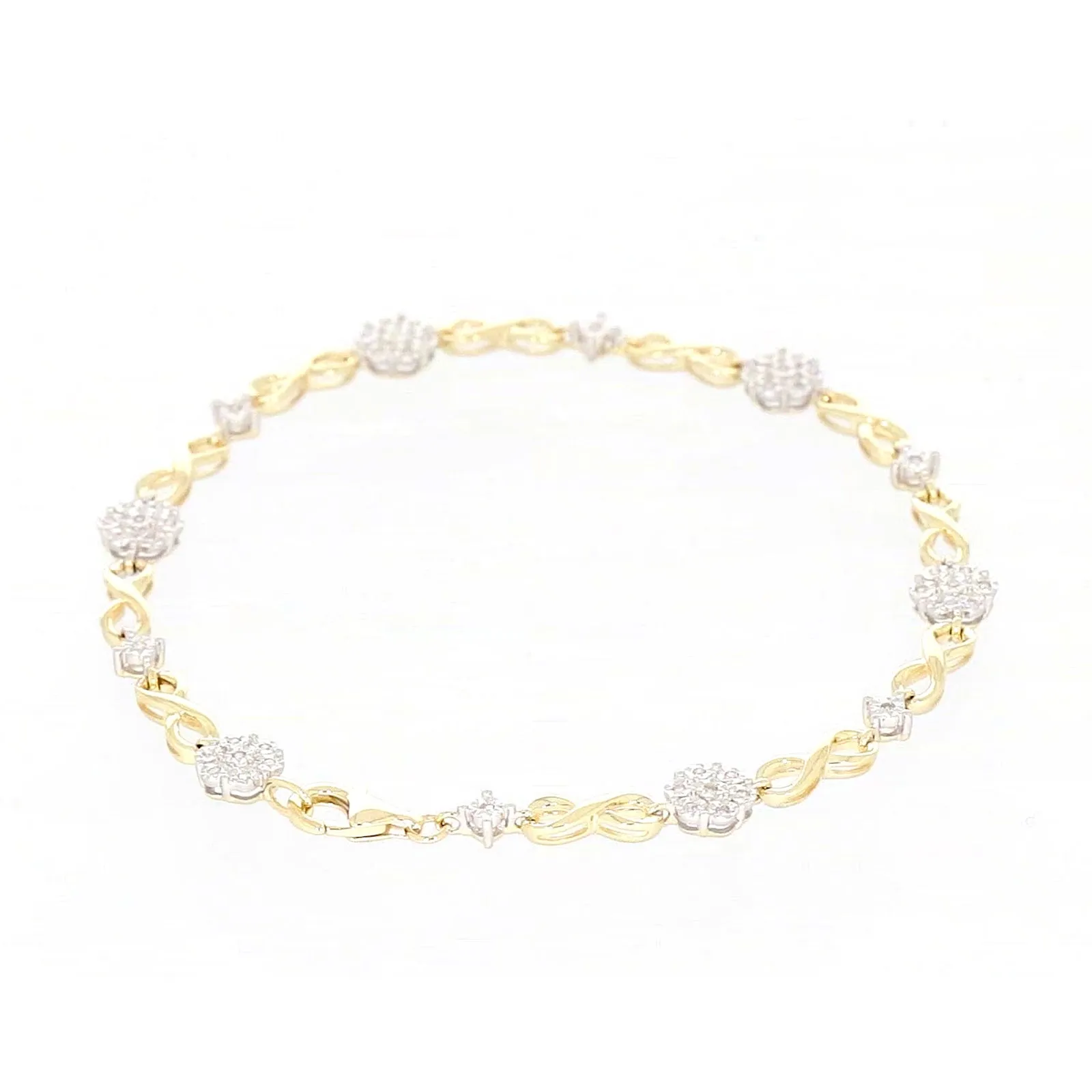 9ct Yellow Gold Round Brilliant Cut 0.15 Carat tw of Diamonds Bracelet