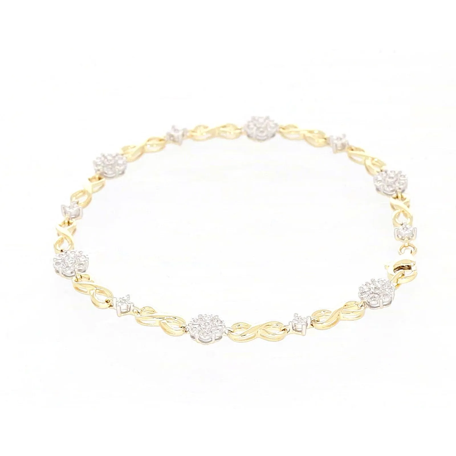 9ct Yellow Gold Round Brilliant Cut 0.15 Carat tw of Diamonds Bracelet