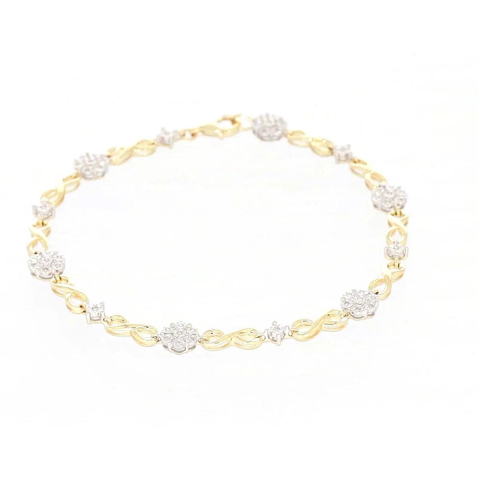 9ct Yellow Gold Round Brilliant Cut 0.15 Carat tw of Diamonds Bracelet