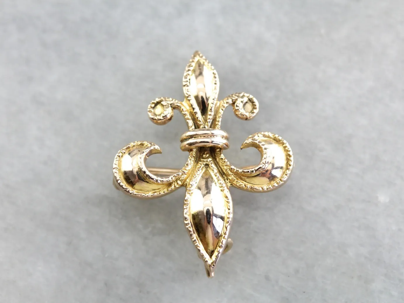 Antique Fleur de Lis Gold Brooch