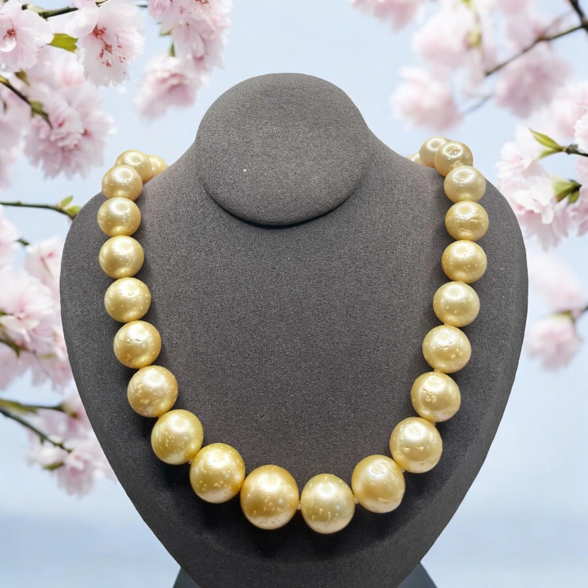 CHAMPAGNE SOUTH SEA PEARL NECKLACE