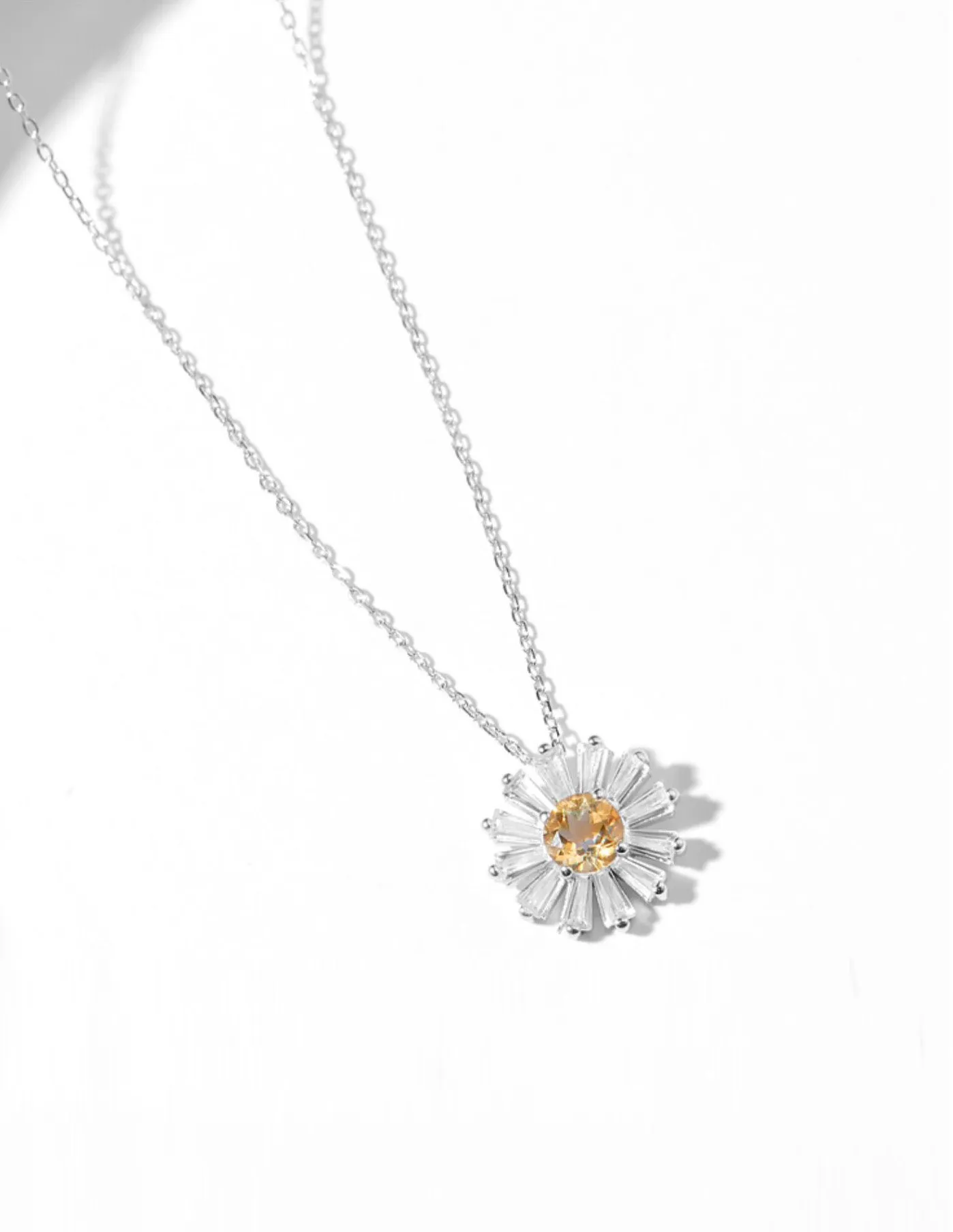 Charm Daisy Shaped Womens Citrine Pendant Sterling Silver Necklace For Women