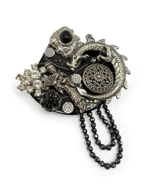 Dilong Brooch