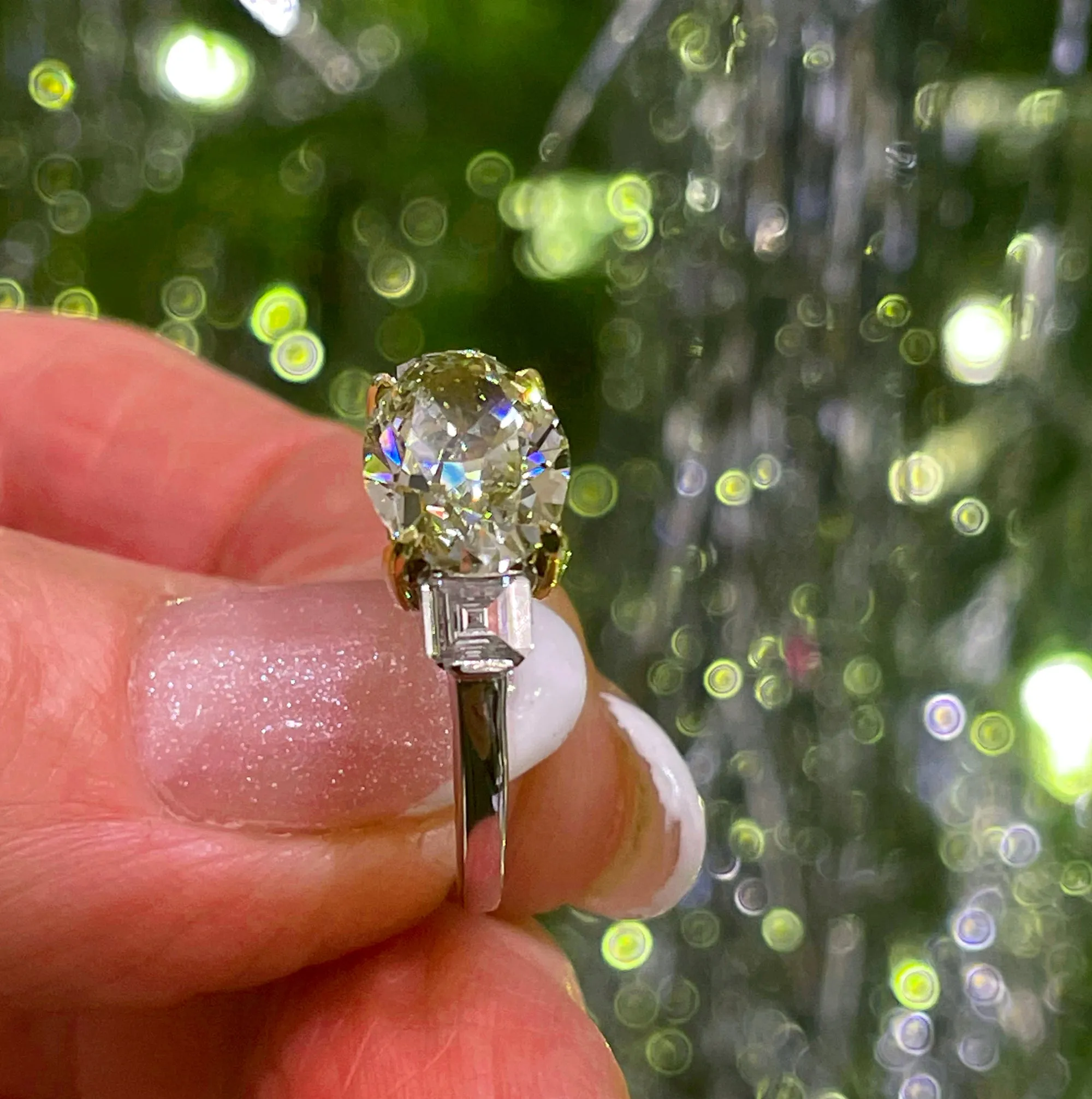 Estate GIA 2.74ct Natural Fancy Yellow OVAL 3 Stone Diamond Engagement Platinum Ring