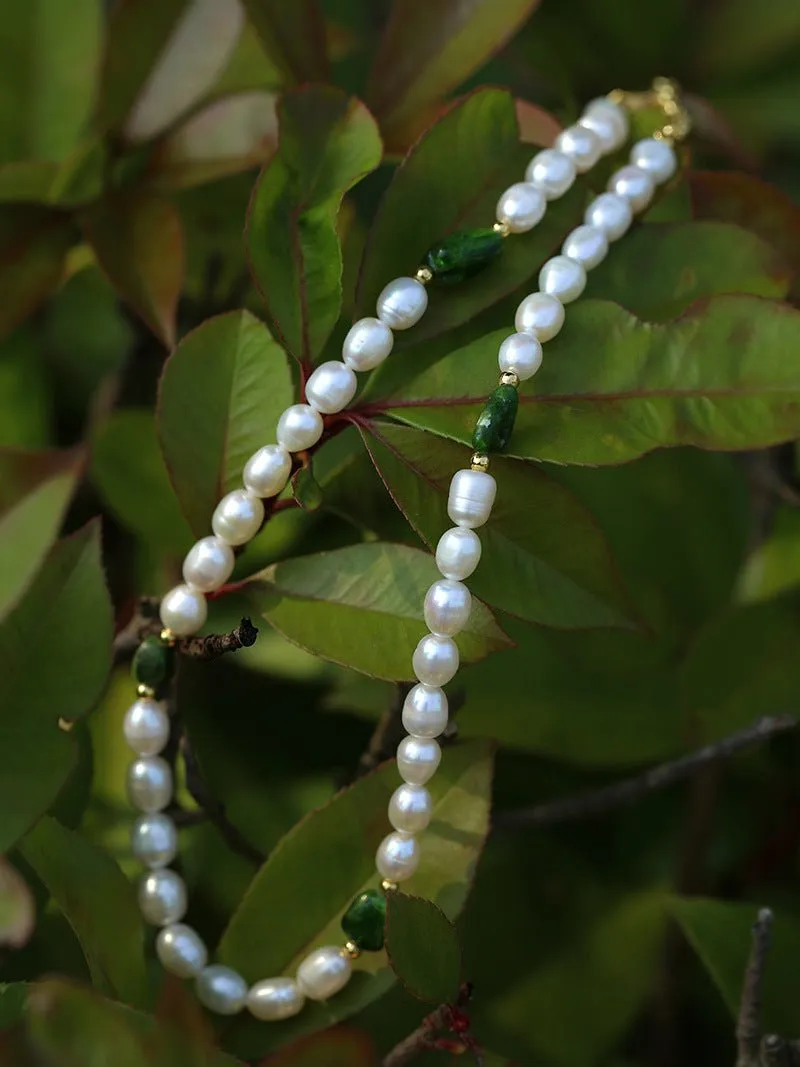 Green Stone Shaped Pearl Necklace