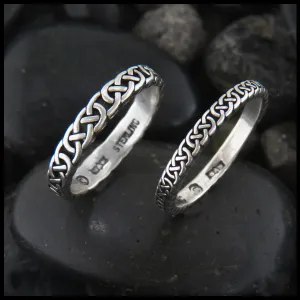 Narrow Josephine's Knot Ring in Silver