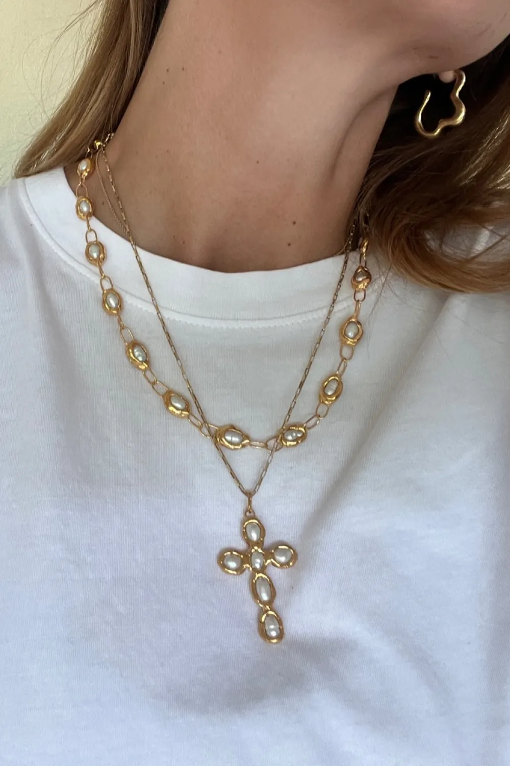 Pearl Chain Necklace in Gold