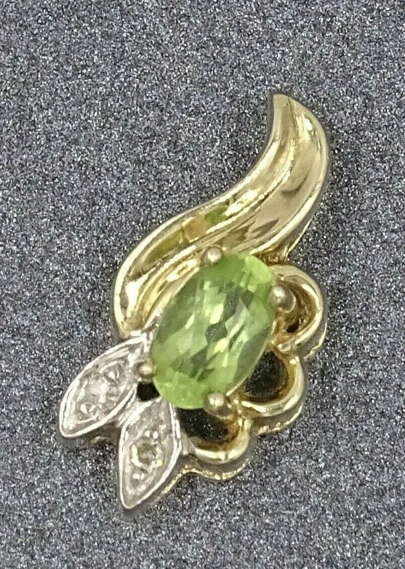 Peridot & Diamond 10ct Yellow Gold Pendant