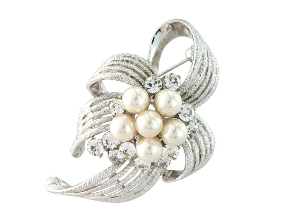 Primrose Crystal and Pearl Brooch